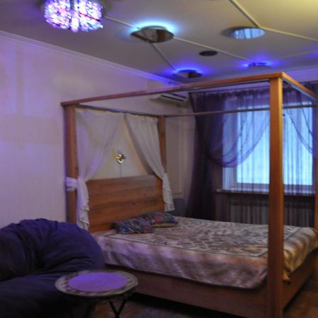 Cozy Apartments Near The Mcdonalds Kremenchuk Ngoại thất bức ảnh