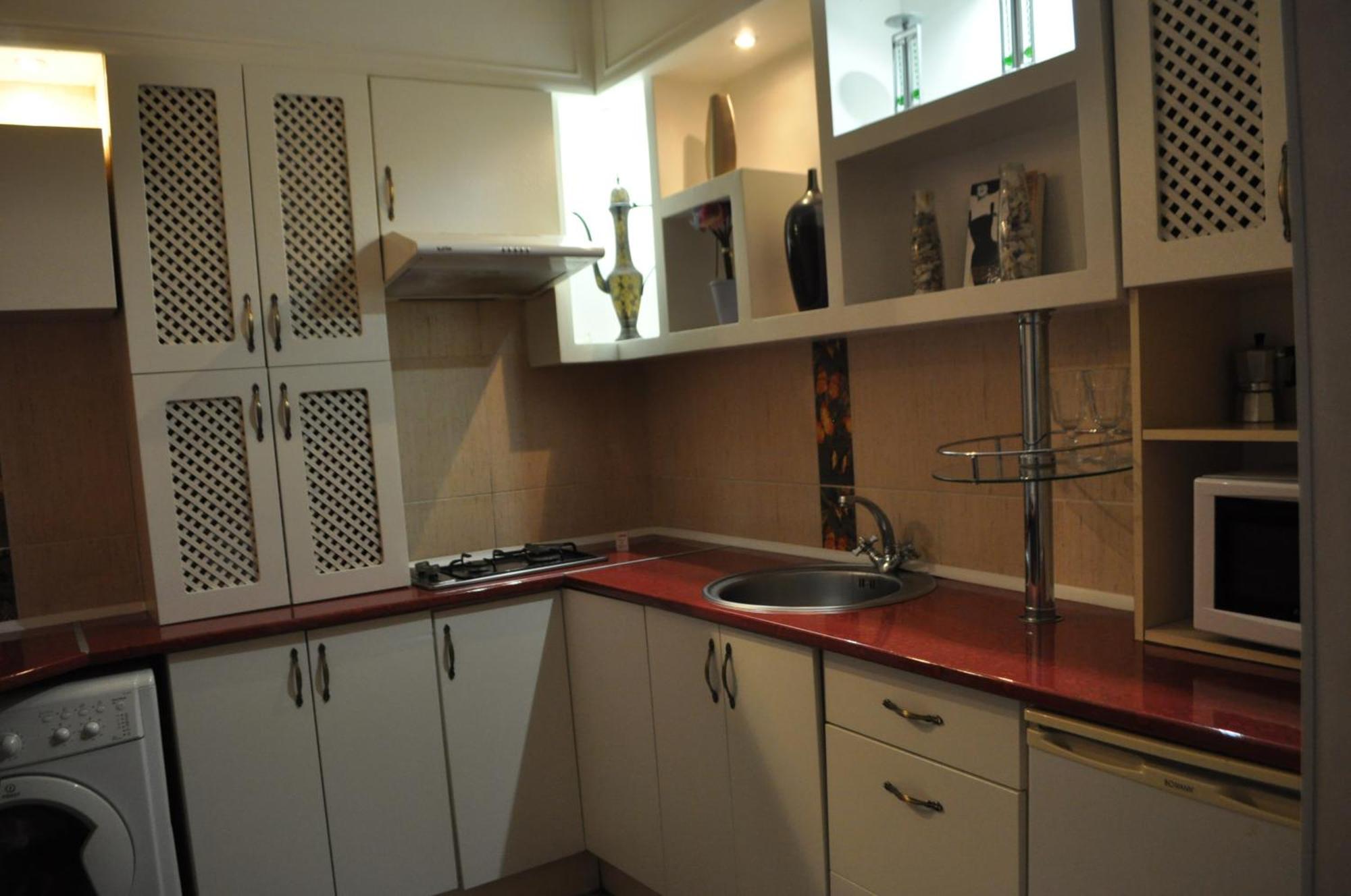 Cozy Apartments Near The Mcdonalds Kremenchuk Ngoại thất bức ảnh