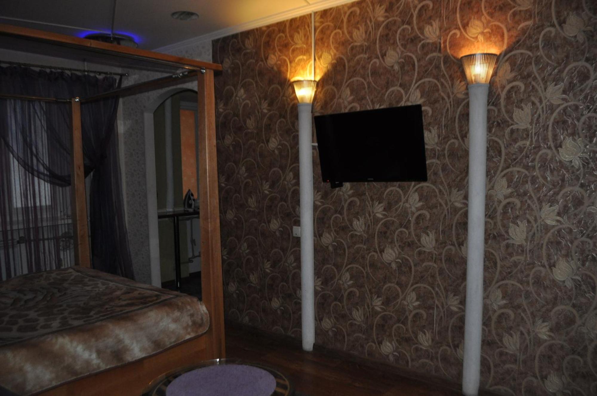 Cozy Apartments Near The Mcdonalds Kremenchuk Ngoại thất bức ảnh